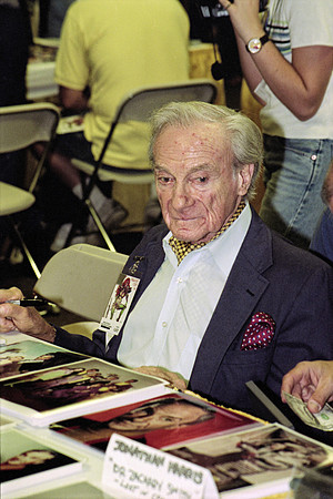 DragonCon1998-Roll 1 of 2-02