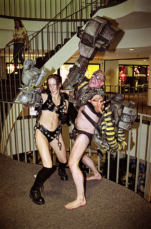 DragonCon1998-Roll 1 of 2-05