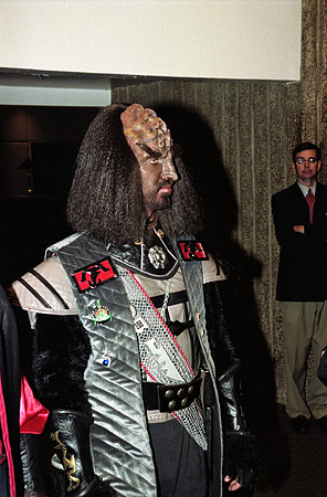 DragonCon1998-Roll 1 of 2-18
