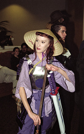 DragonCon1998-Roll 1 of 2-27