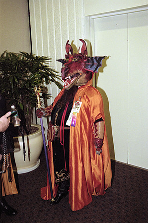 DragonCon1998-Roll 1 of 2-28