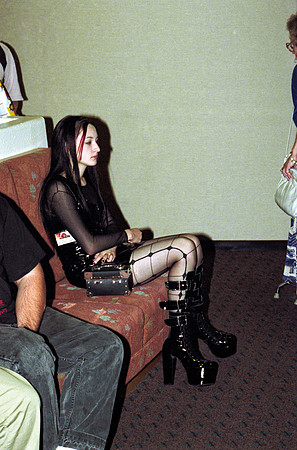 DragonCon1998-Roll 1 of 2-30