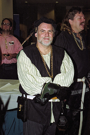DragonCon1998-Roll 1 of 2-33