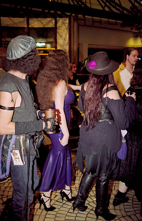 DragonCon1998-Roll 2 of 2-01