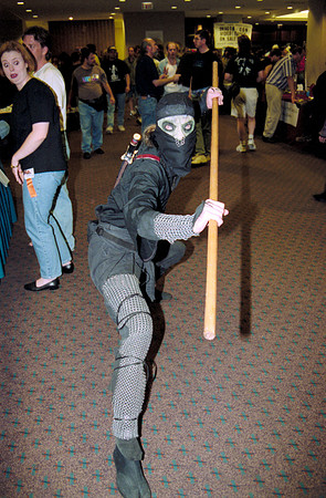 DragonCon1998-Roll 2 of 2-07