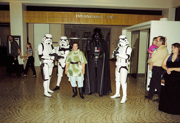 DragonCon1998-Roll 2 of 2-26