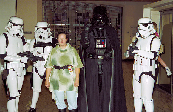 DragonCon1998-Roll 2 of 2-27